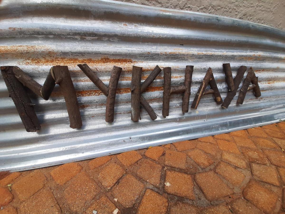 Mykhaya-Your Home Away From Home Kempton Park Exterior photo